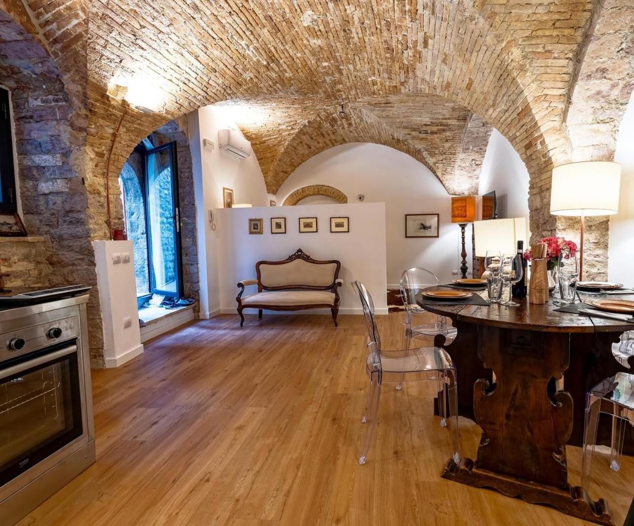 Saint Francis Apartment Assisi Bagian luar foto